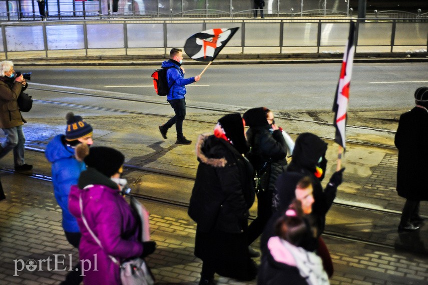 Elblążanie protestowali przeciw delegalizacji aborcji zdjęcie nr 235235