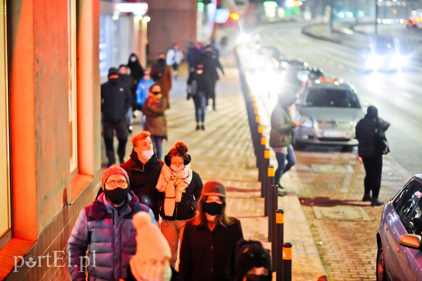 Elblążanie protestowali przeciw delegalizacji aborcji zdjęcie nr 235241