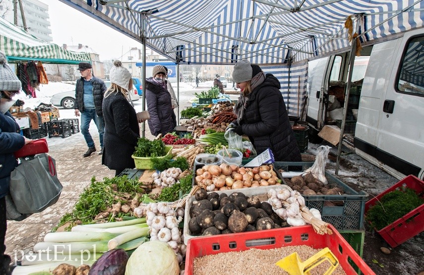 Miasto zwalnia targujących z opłaty dziennej. „Dobre chociaż i to” zdjęcie nr 235288