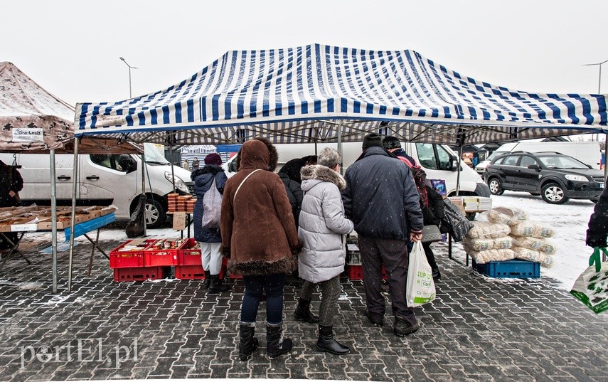 Miasto zwalnia targujących z opłaty dziennej. „Dobre chociaż i to” zdjęcie nr 235285