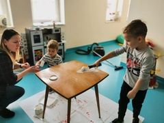 Przedszkolaki z Dwujęzycznego Niepublicznego Przedszkola „Mieszko I” programują roboty Photon!