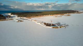 Atak zimy nie opóźnił prac na Mierzei
