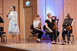 Tańcujące smyczkowanie z EOK