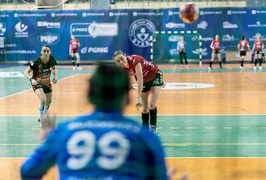 Długi przestój i porażka Startu z liderkami