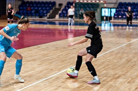 Hanza wygrywa z liderem