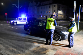 Zderzenie skutera z bmw na ul. Płk. Dąbka