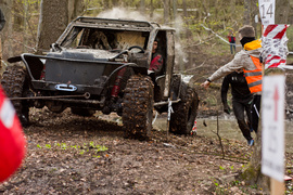 Ekstremalny Rainforest Challenge na Modrzewinie