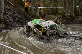 Ekstremalny Rainforest Challenge na Modrzewinie