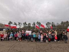 „Żywa” lekcja patriotyzmu w Przedszkolu i Żłobku Mały Europejczyk w Elblągu