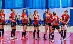 Start ograł Ruch