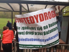 \"Nie tędy droga\". Zbierali podpisy przeciwko budowie ulicy Wschodniej