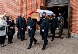 Ostatnie pożegnanie Jerzego Wilka. Obecni premier i prezes PiS