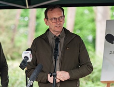 \"Tysiąc drzew na minutę\"