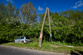 22-latek uderzył w latarnię na ul. Mazurskiej