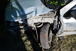 22-latek uderzył w latarnię na ul. Mazurskiej