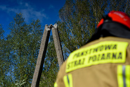 22-latek uderzył w latarnię na ul. Mazurskiej