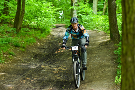 Rowerowe ściganie w Bażantarni