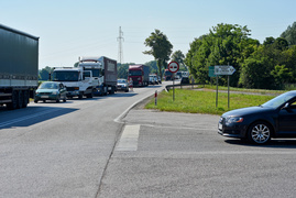 Trasa Elbląg-Malbork. Zderzenie trzech pojazdów na wiadukcie