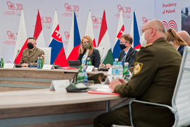 V4, czyli ministrowie obrony w Elblągu zdjęcie nr 242459