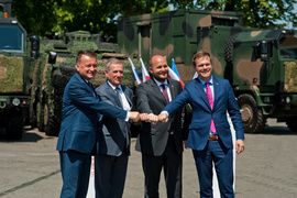 V4, czyli ministrowie obrony w Elblągu