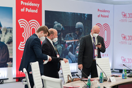 V4, czyli ministrowie obrony w Elblągu