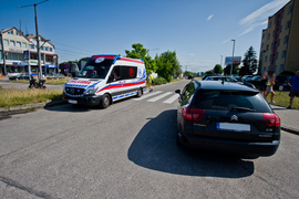 Kolizja skutera z citroenem na ul. Płk. Dąbka