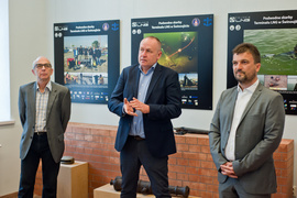 Czekając na skarby z rzeki