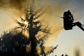 Pożar lakierni przy Grochowskiej