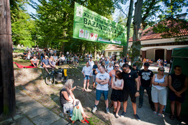 Mistrz ceremonii tym razem „Bez pestek.”
