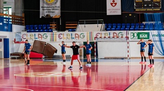 Przebudowany Start wznowił treningi