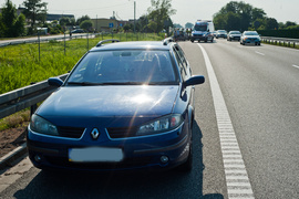 Kolizja renault z fiatem na S7. Utrudnienia w ruchu