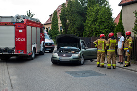 Zderzenie dwóch volkswagenów na ul. Beniowskiego, jeden z kierowców został zatrzymany zdjęcie nr 245121
