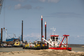 Kanał żeglugowy na Mierzei już jest pogłębiany