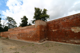 Zabytkowe mury odzyskują blask