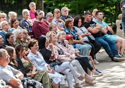 Niedźwiedź się oświadczył