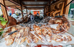 Spacerem wśród kramów. Ruszyło XV Święto Chleba w Elblągu!