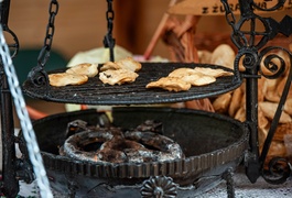 Spacerem wśród kramów. Ruszyło XV Święto Chleba w Elblągu!