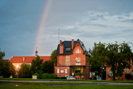 Piersi przegoniły deszcz