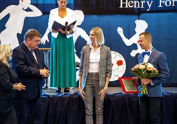 Tęsknimy za normalnością