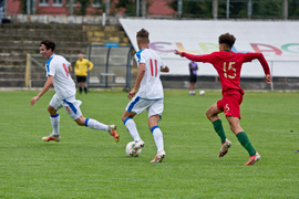 Triumf Portugalczyków na inaugurację Pucharu Syrenki