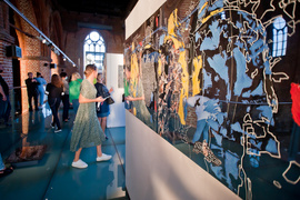 Dwie wystawy z pamięcią w tle