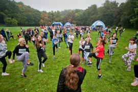 Pobiegli dla chorej Mai