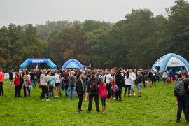 Pobiegli dla chorej Mai