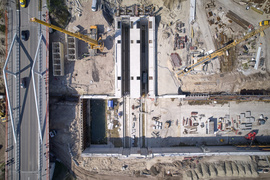 Przekop Mierzei Wiślanej: Montaż pierwszej bramy do „serca” inwestycji