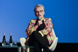 Filmowa podróż w czasie z lokalnym akcentem