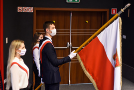 „Dobrze jest rozpocząć rok akademicki w sposób stacjonarny”