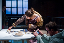 Elementaria. Od Euklidesa przez średniowiecze do Galerii EL