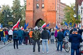 \"Zostajemy w Europie\". Prounijna pikieta w Elblągu