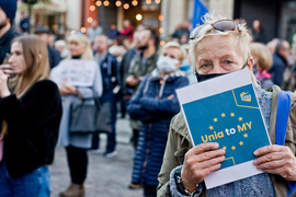 \"Zostajemy w Europie\". Prounijna pikieta w Elblągu