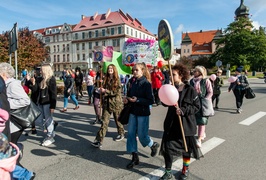 Kochają życie i pokazują to innym. Marsz Amazonek w Elblągu